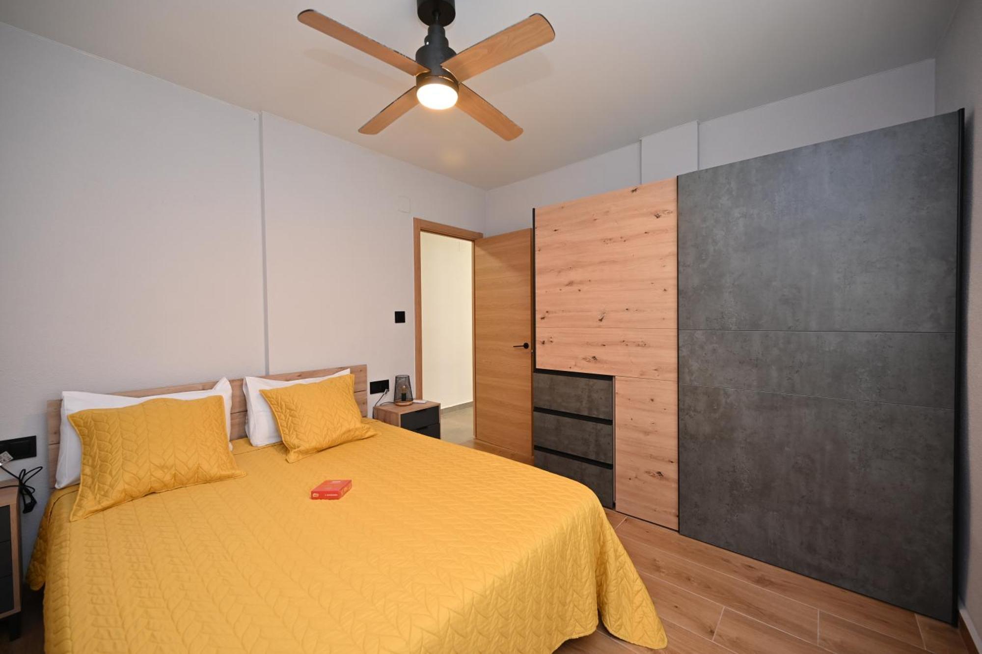 Golden-Apartment Torrevieja Eksteriør billede